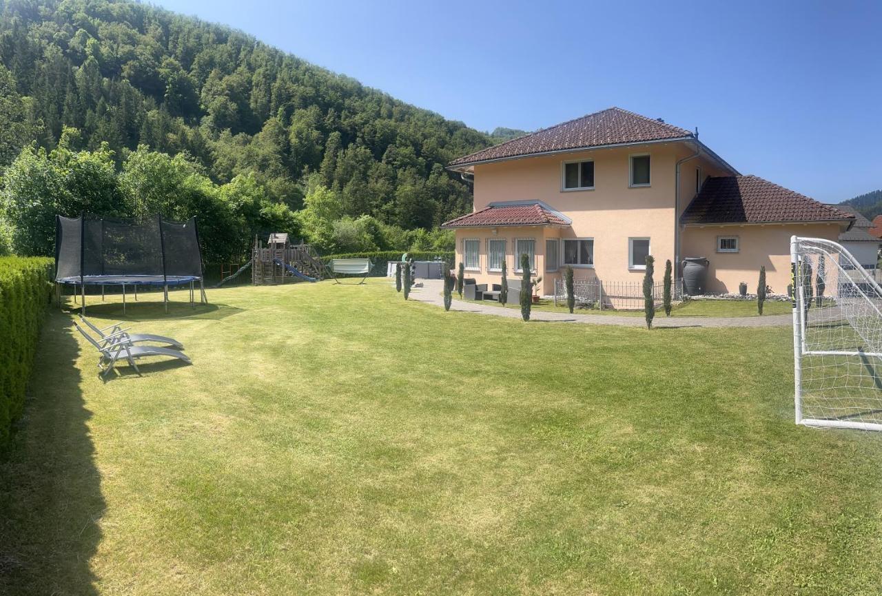 Toscana-Residenz Im Schwarzwald Utzenfeld Luaran gambar